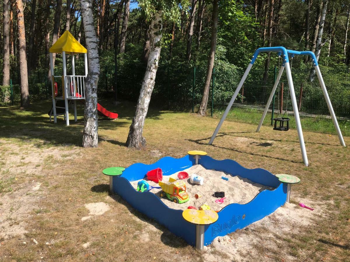 Apartament Baltica Z Ogrodkiem - W Ustronnym Miejscu Tuz Przy Plazy Rogowo  Esterno foto