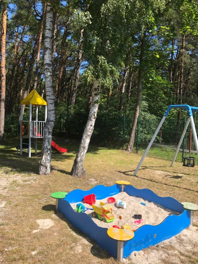 Apartament Baltica Z Ogrodkiem - W Ustronnym Miejscu Tuz Przy Plazy Rogowo  Esterno foto