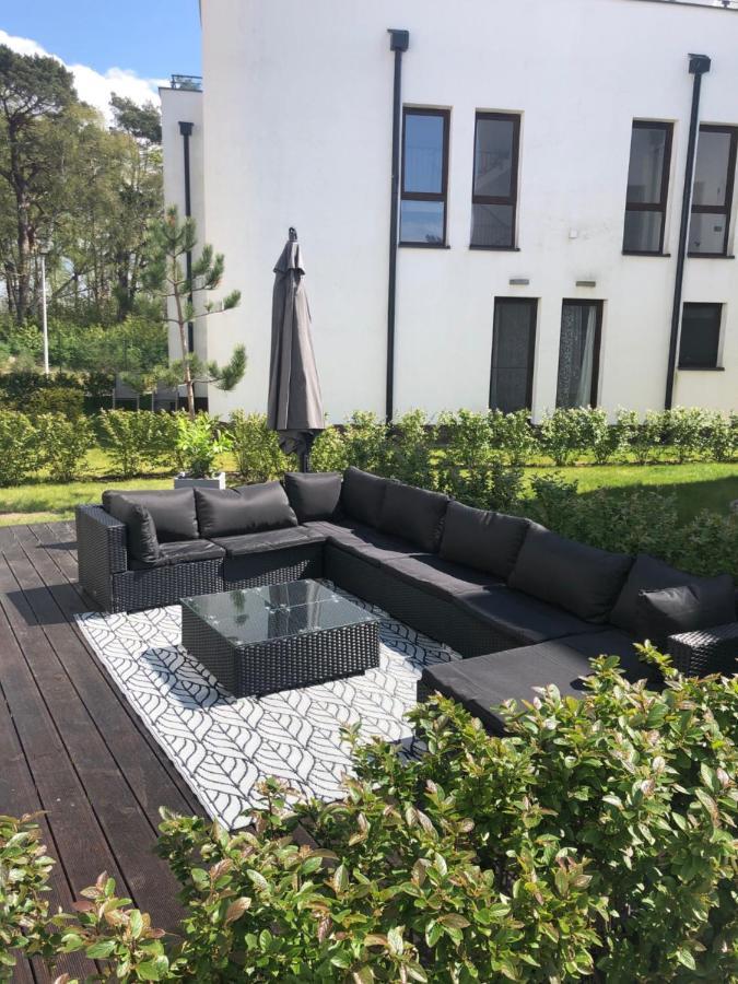 Apartament Baltica Z Ogrodkiem - W Ustronnym Miejscu Tuz Przy Plazy Rogowo  Esterno foto